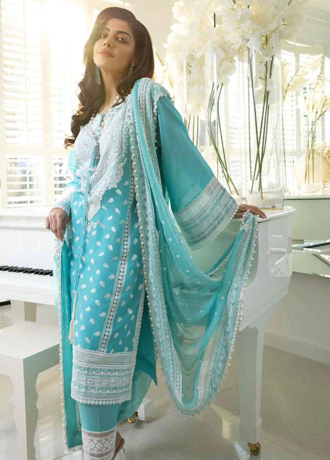 Maryam Nawaz Linen MN-756 – 3Pcs Embroidered Linen-RL509 – Royal Libass